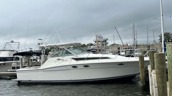 Wellcraft 330 Coastal 