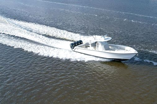 SeaVee 390Z image