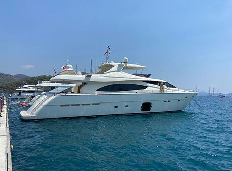 Ferretti Yachts 881 HT image