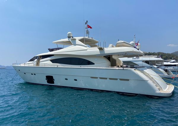 Ferretti Yachts 881 HT image