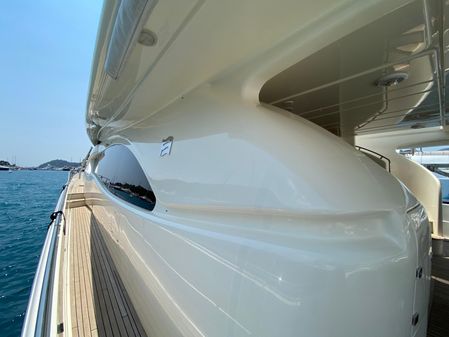 Ferretti Yachts 881 HT image