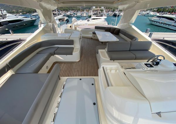 Ferretti Yachts 881 HT image