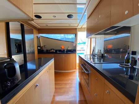 Ferretti Yachts 881 HT image