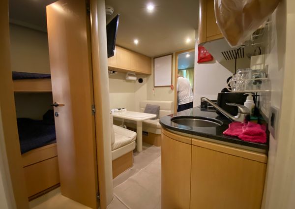 Ferretti Yachts 881 HT image