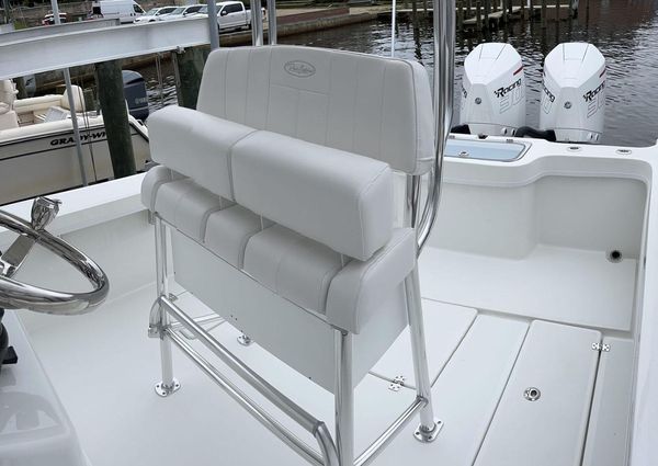 Pair-customs 27-CENTER-CONSOLE image