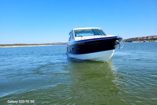 Formula 380 Super Sport Crossover I/O image