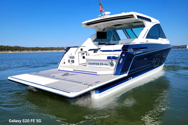 Formula 380-SUPER-SPORT-CROSSOVER-I-O image