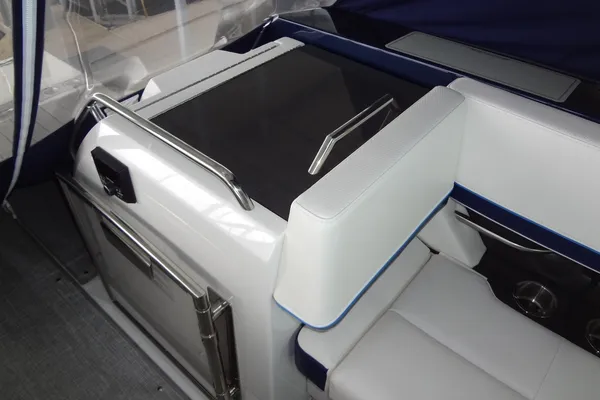 Formula 380-SUPER-SPORT-CROSSOVER-I-O image