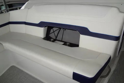 Formula 380 Super Sport Crossover I/O image