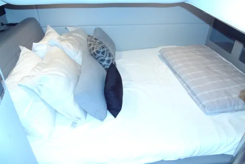 Formula 380 Super Sport Crossover I/O image