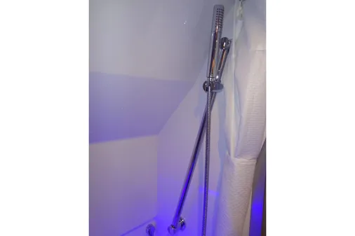 Formula 380 Super Sport Crossover I/O image