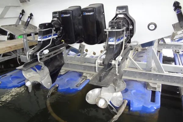 Formula 380-SUPER-SPORT-CROSSOVER-I-O image