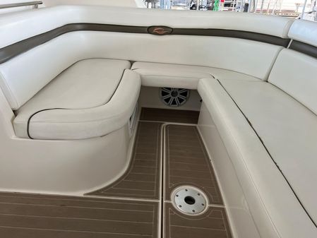 Rinker 350 Express Cruiser image