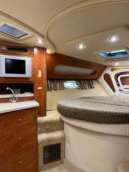 Rinker 350 Express Cruiser image