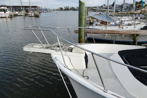 Mainship 400 Trawler image