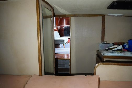 Mainship 400 Trawler image