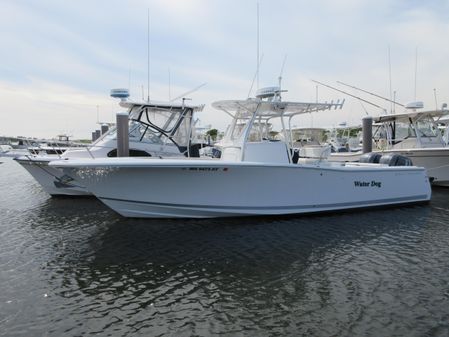 Southport 29 Center Console image