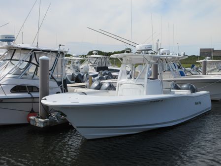 Southport 29 Center Console image