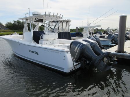 Southport 29 Center Console image