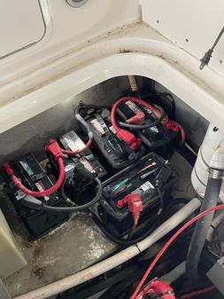 Sea Ray 370 Sundancer image