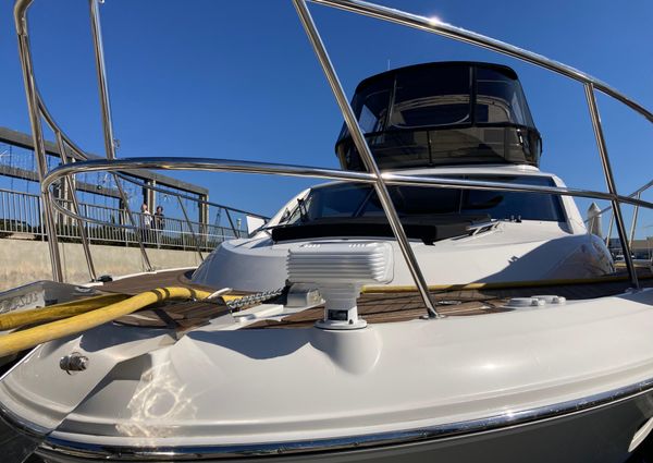 Sea Ray Fly 510 image