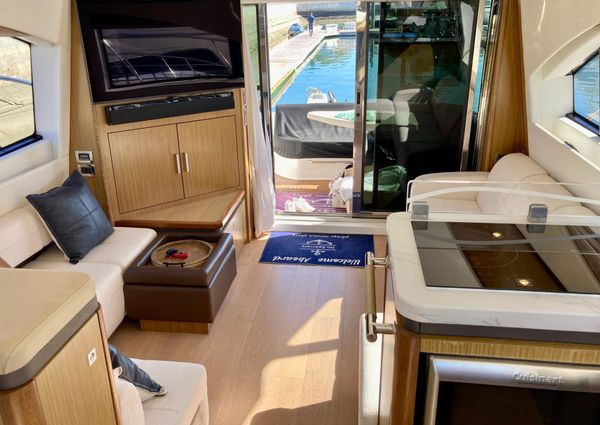 Sea Ray Fly 510 image