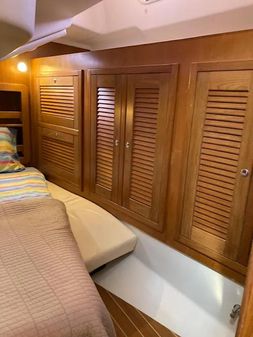 Catalina Catalina Morgan 440 Deck Salon image