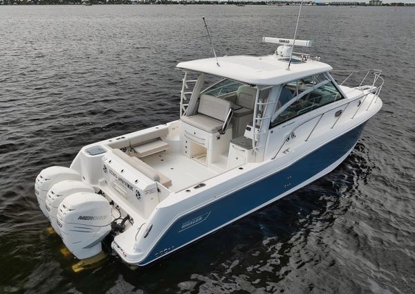 Boston Whaler 345 Conquest image