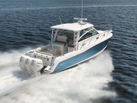 Boston Whaler 345 Conquest image