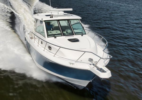 Boston Whaler 345 Conquest image