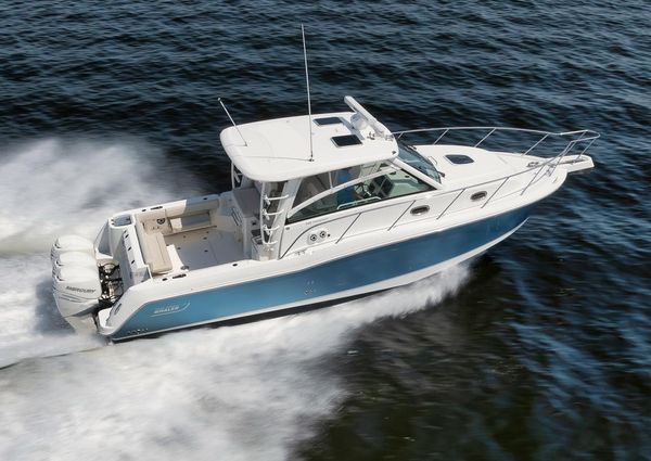 Boston Whaler 345 Conquest image