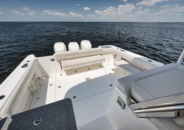 Boston Whaler 345 Conquest image