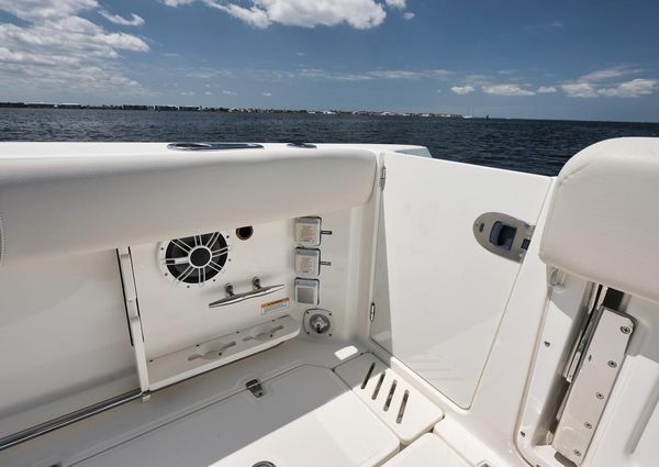 Boston Whaler 345 Conquest image