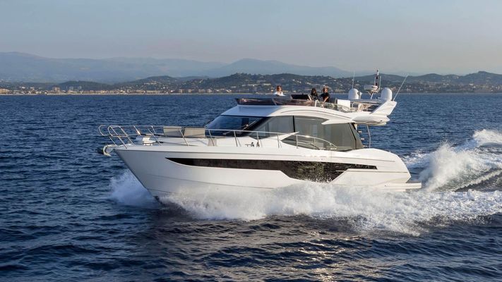 Galeon 500-FLY - main image