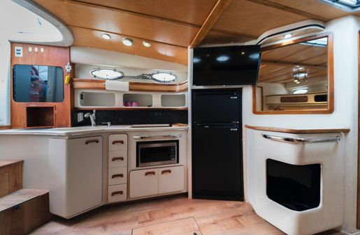 Sea Ray 400 Express Cruiser image