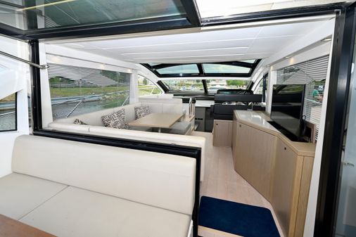 Sunseeker Predator 50 image