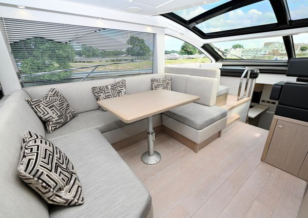 Sunseeker Predator 50 image