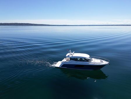 Tiara Yachts 49 COUPE image