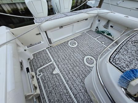 Boston-whaler 320-OUTRAGE image