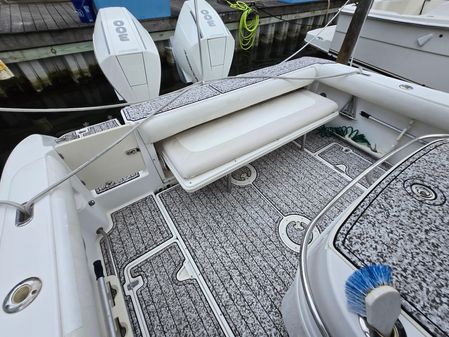 Boston-whaler 320-OUTRAGE image