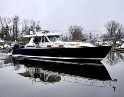 Sabre 48 Salon Express image