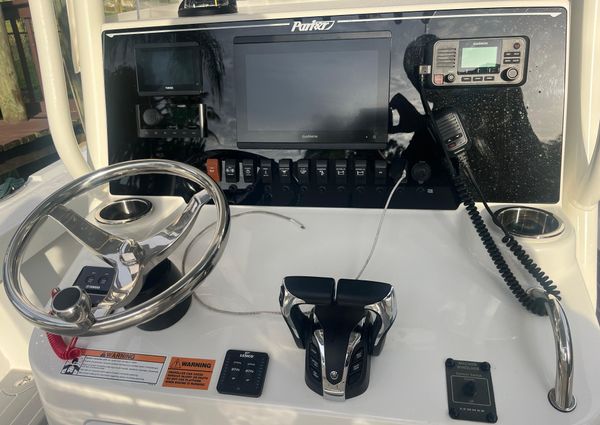 Parker 2801 Center Console image