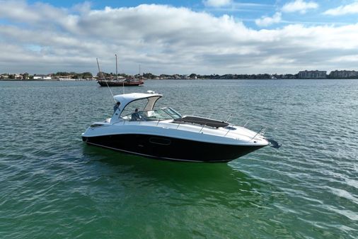 Sea Ray 370 Sundancer image