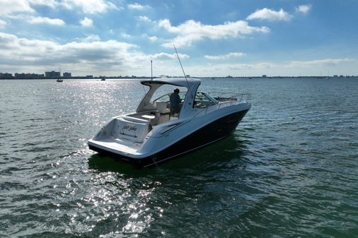 Sea Ray 370 Sundancer image