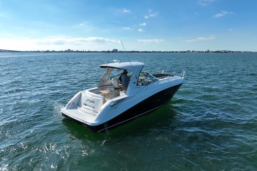 Sea Ray 370 Sundancer image