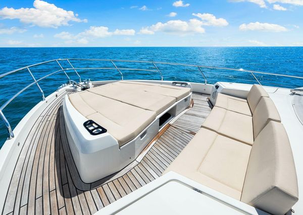 Absolute 60 FLYBRIDGE image