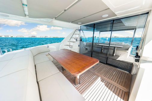 Absolute 60 FLYBRIDGE image