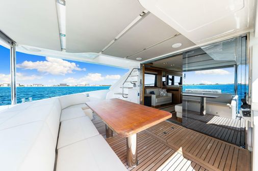 Absolute 60 FLYBRIDGE image