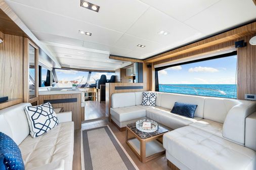 Absolute 60 FLYBRIDGE image