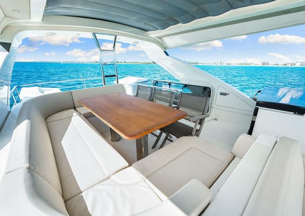 Absolute 60 FLYBRIDGE image